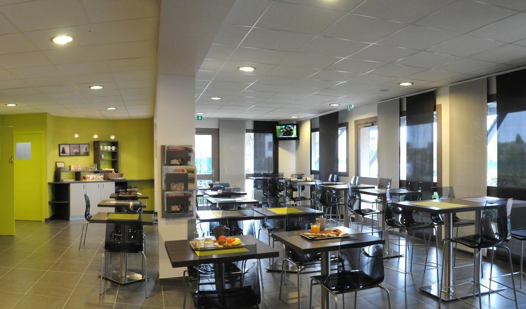Kyriad Saint Brieuc - Tregueux Bagian luar foto